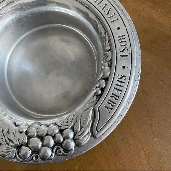 Wilton Armetale Wine Bottle Coaster Wines Grapes Pewter Style Trinket Dish - Picture 5 of 8